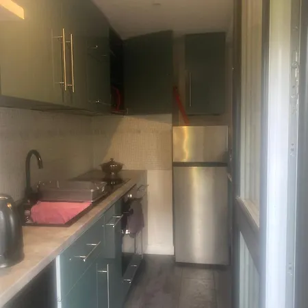 Grand Avec Terrasse Et Jardin Apartment